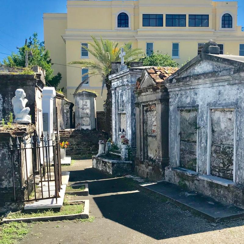 New Orleans Cemetery and French Quarter Tour