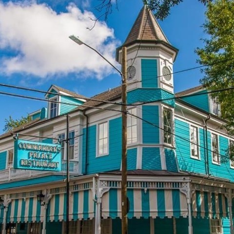 Garden District Tour